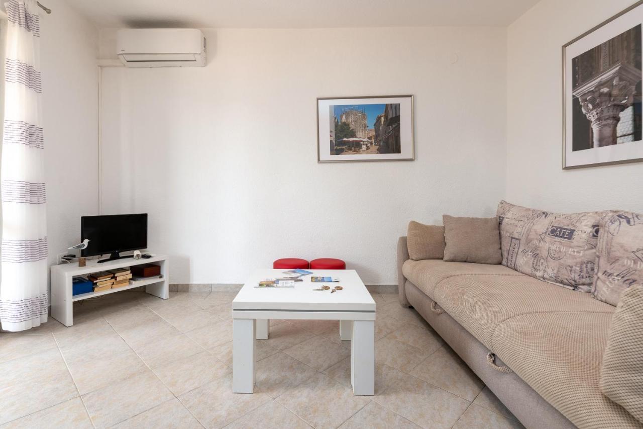 Apartment Oliva