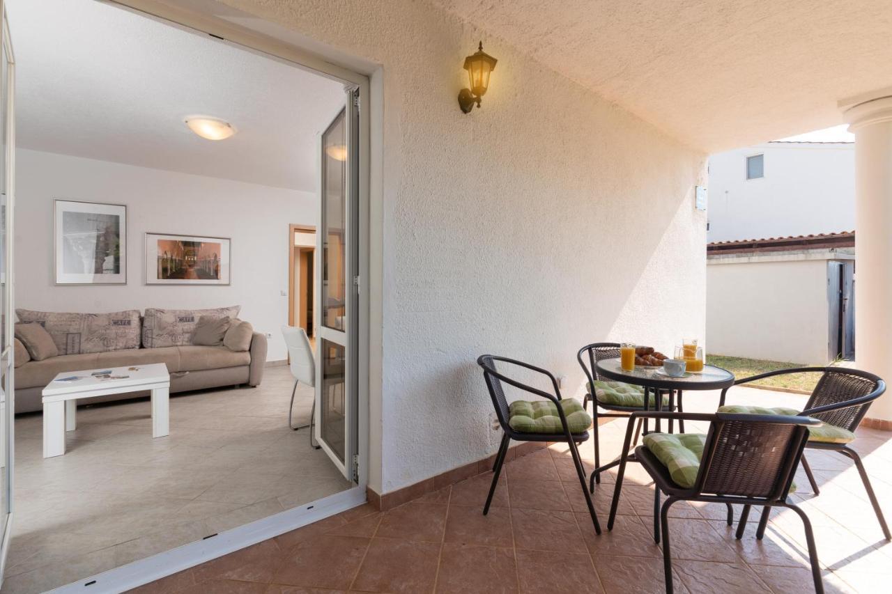 Oliva Apartment