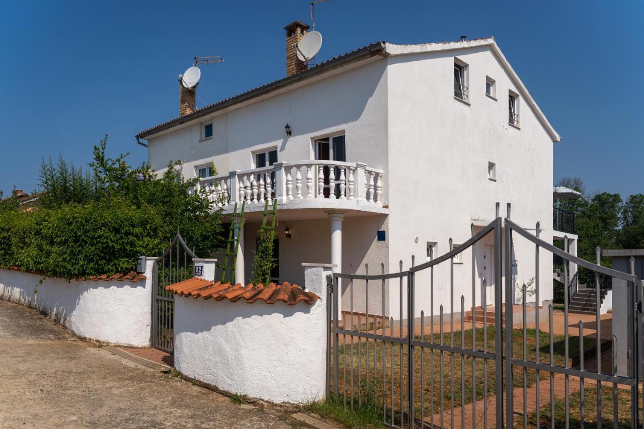 Apartment Oliva