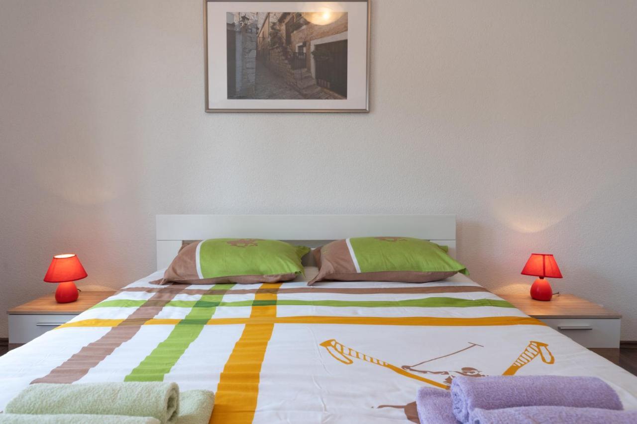 Oliva Apartment *