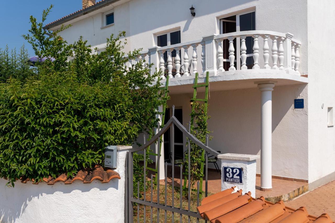 Apartment Oliva
