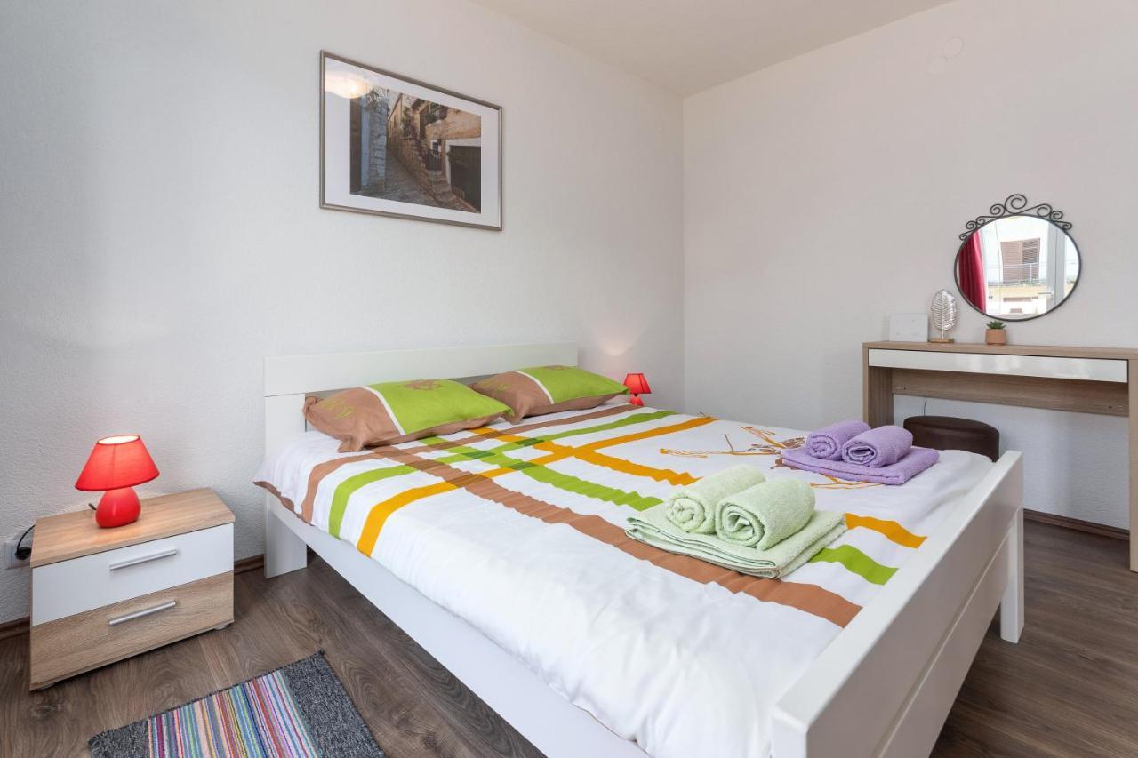 Apartment Oliva *
